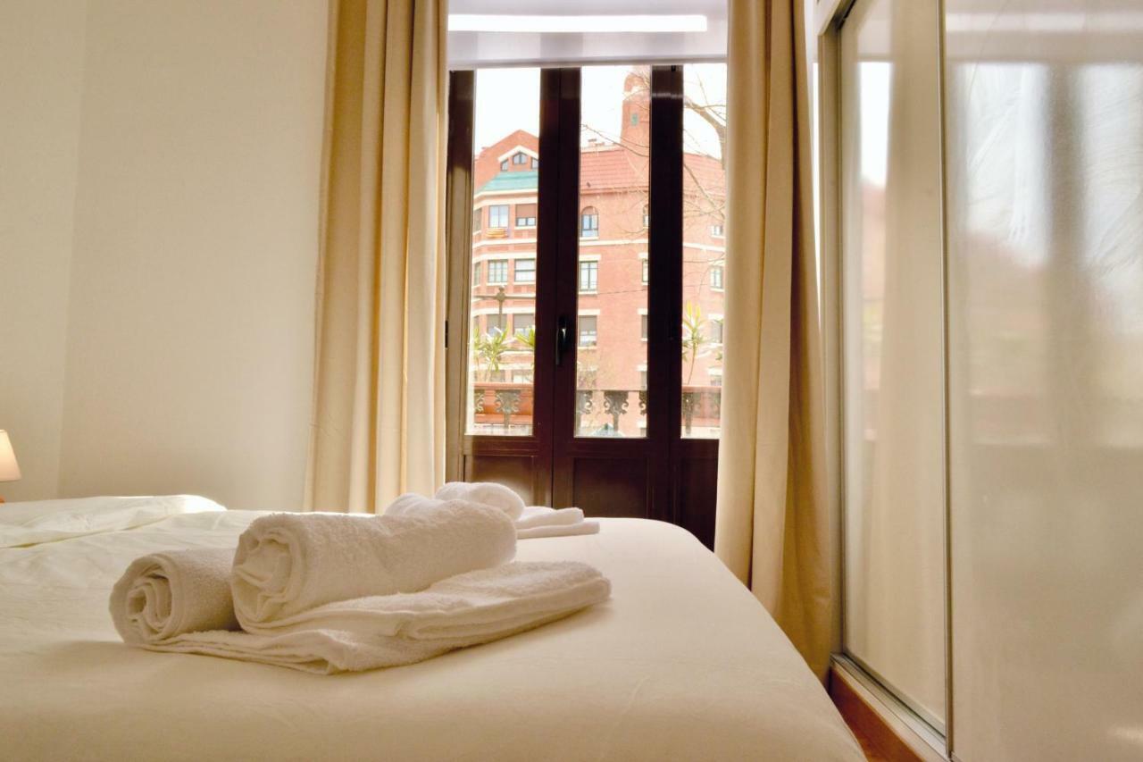 Hola Valencia - Holiday Apartments Eksteriør billede